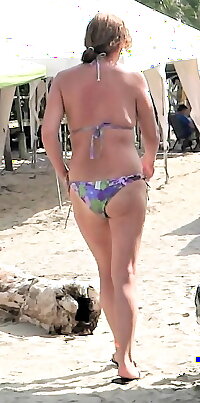 HAIRY PUSSY, MATURE WIFE, BEACH, EXHIBICIONIST, 58 YEARS OLD